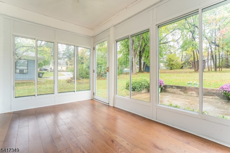 155 Center Street Clinton, NJ 08809 - Photo 15 of 36