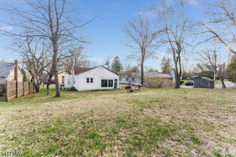 155 Center Street Clinton, NJ 08809 - Photo 21 of 36