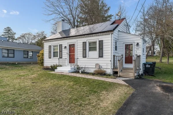 $2,250 | 155 Center Street, Clinton, NJ 08809
