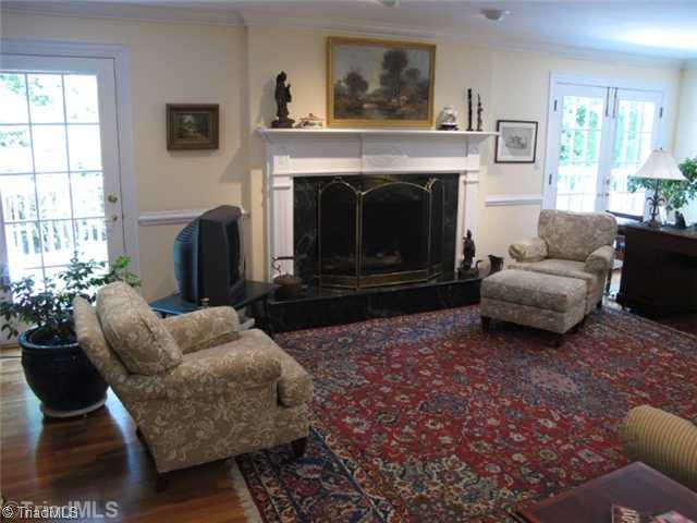451 Archer Road Winston-Salem, NC 27106 - Photo 3 of 16 Den/Family/Great Room.