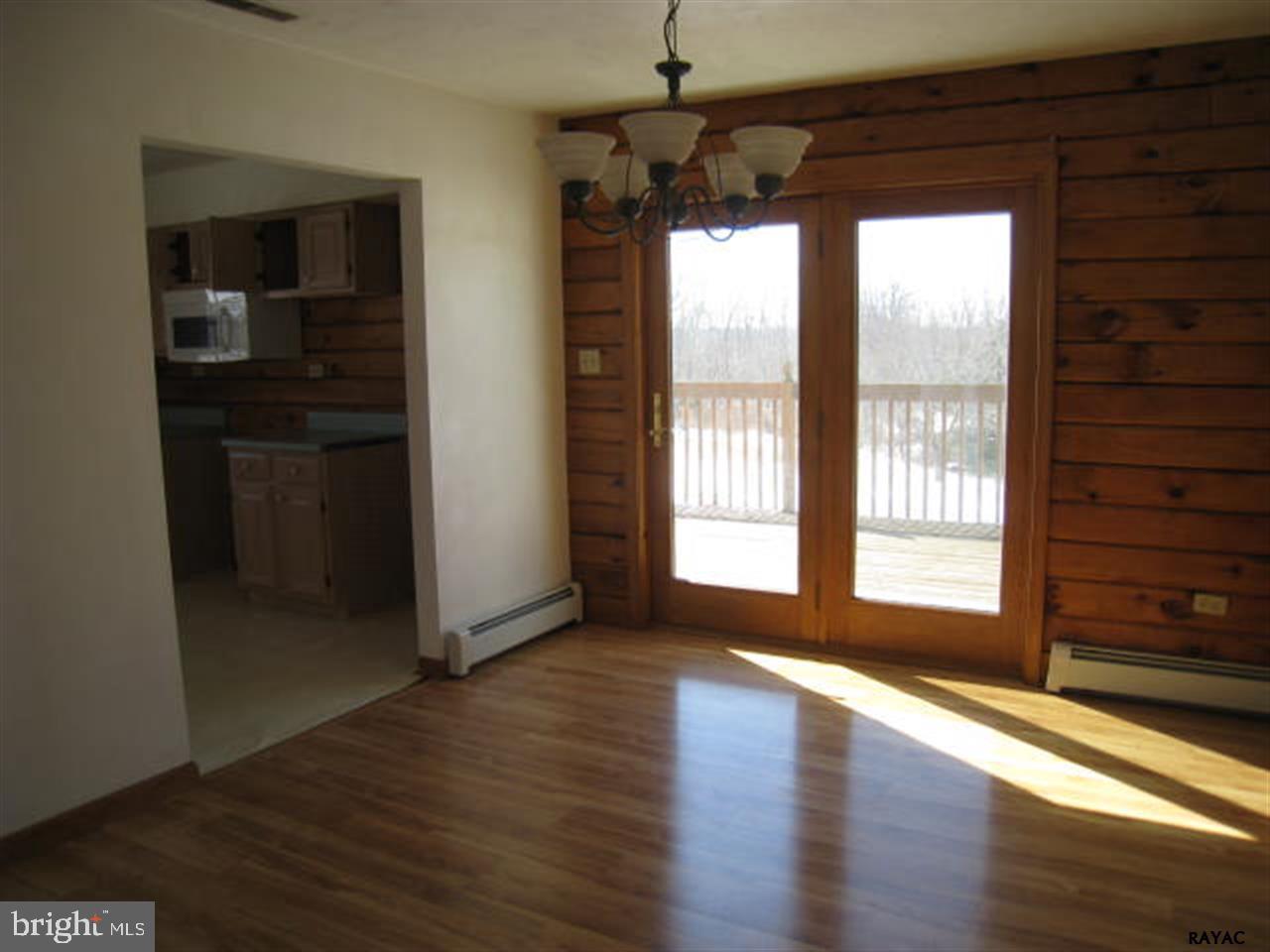 305 Peepytown Road East Berlin, PA 17316 - Photo 4 of 14 Gallery Image 4