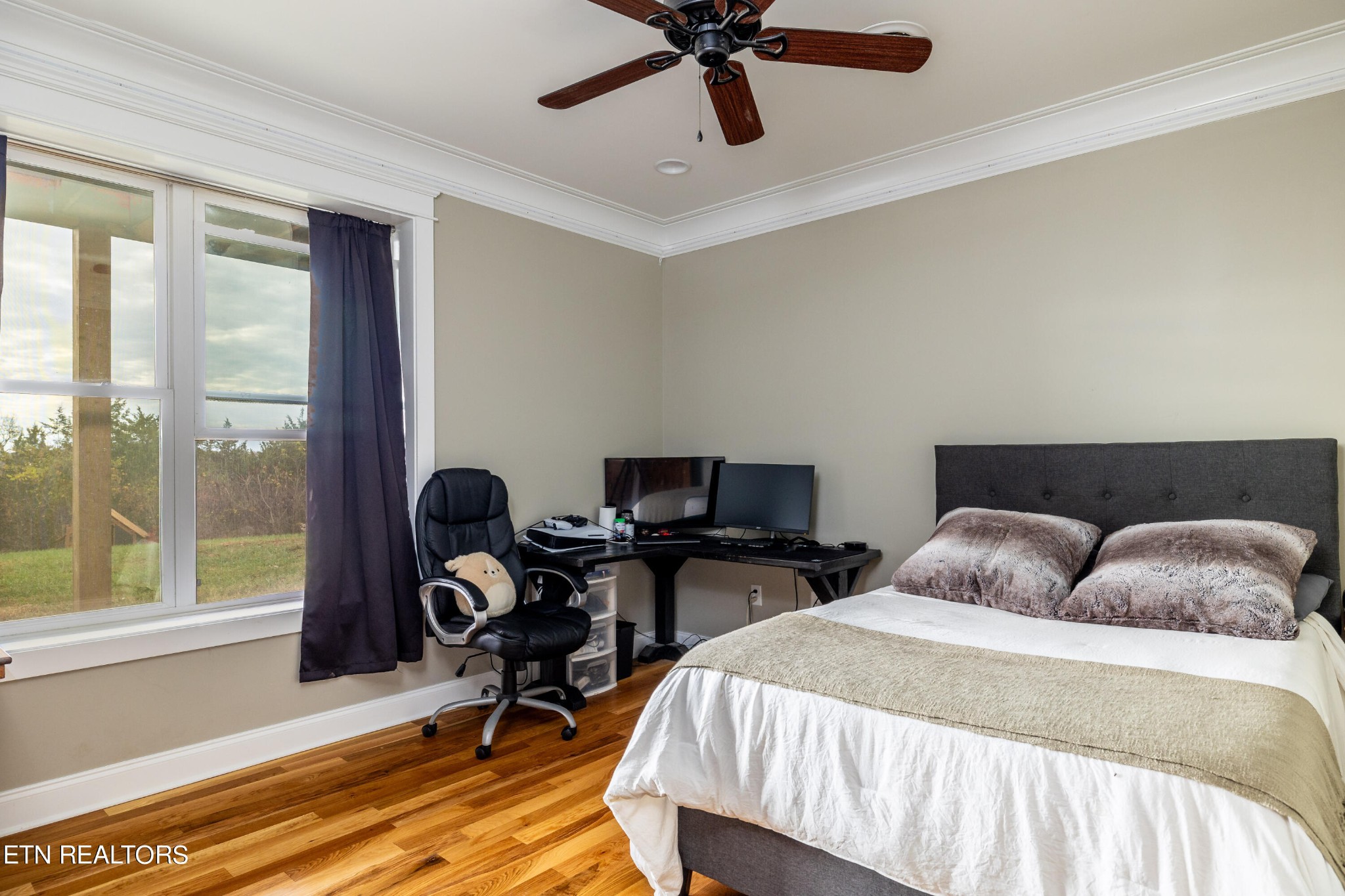 2998 Rocky Hollow Road Newport, TN 37821 - Photo 24 of 37 a bedroom with bed and a window