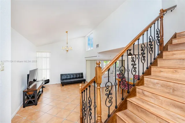 a view of entryway and hall