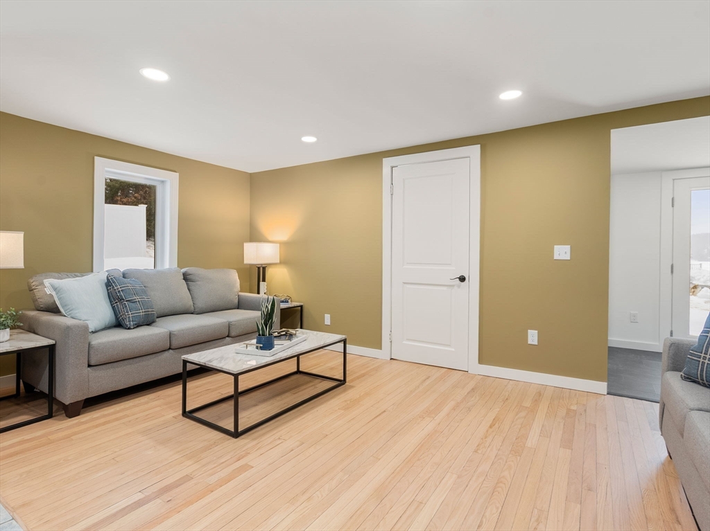 241 Mashapaug Road Holland, MA 01521 - Photo 15 of 42