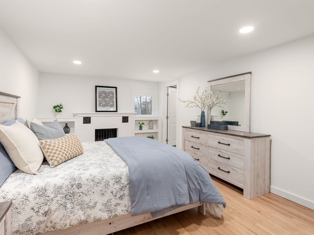 241 Mashapaug Road Holland, MA 01521 - Photo 32 of 42
