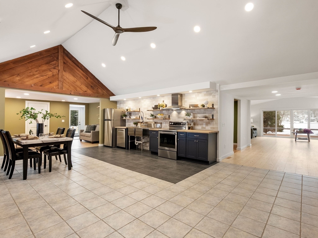 241 Mashapaug Road Holland, MA 01521 - Photo 7 of 42