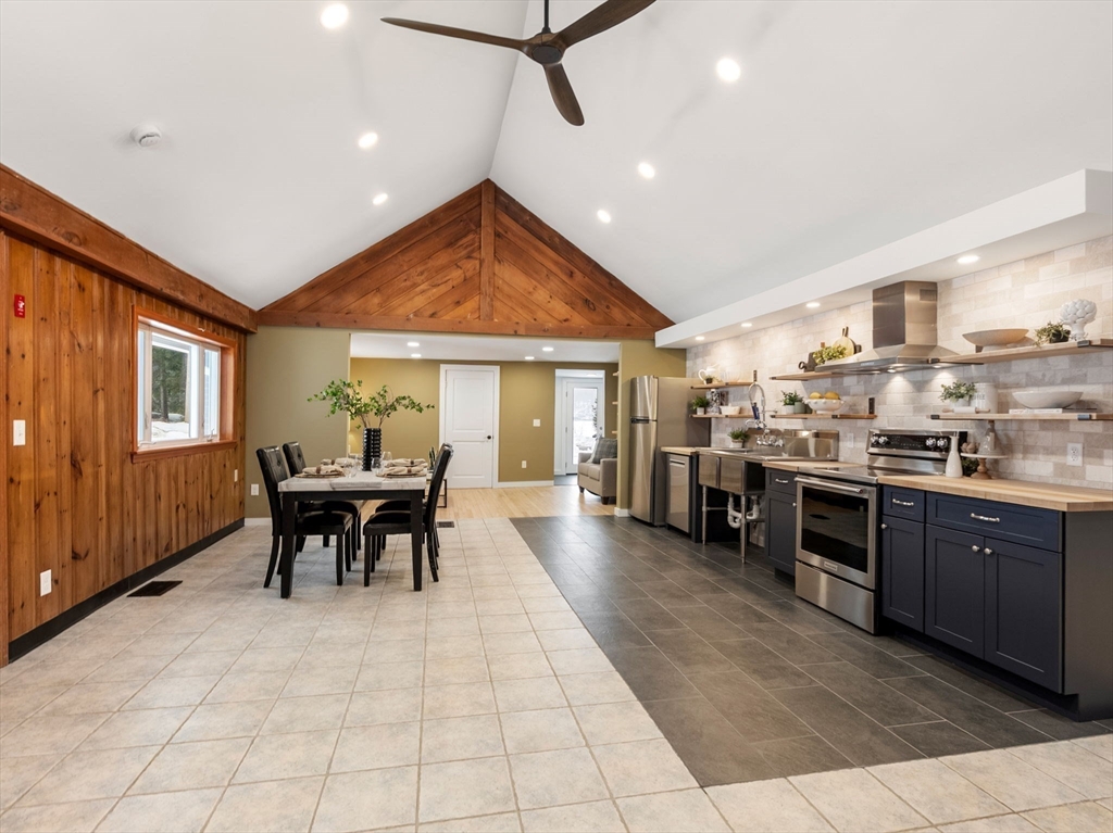 241 Mashapaug Road Holland, MA 01521 - Photo 8 of 42