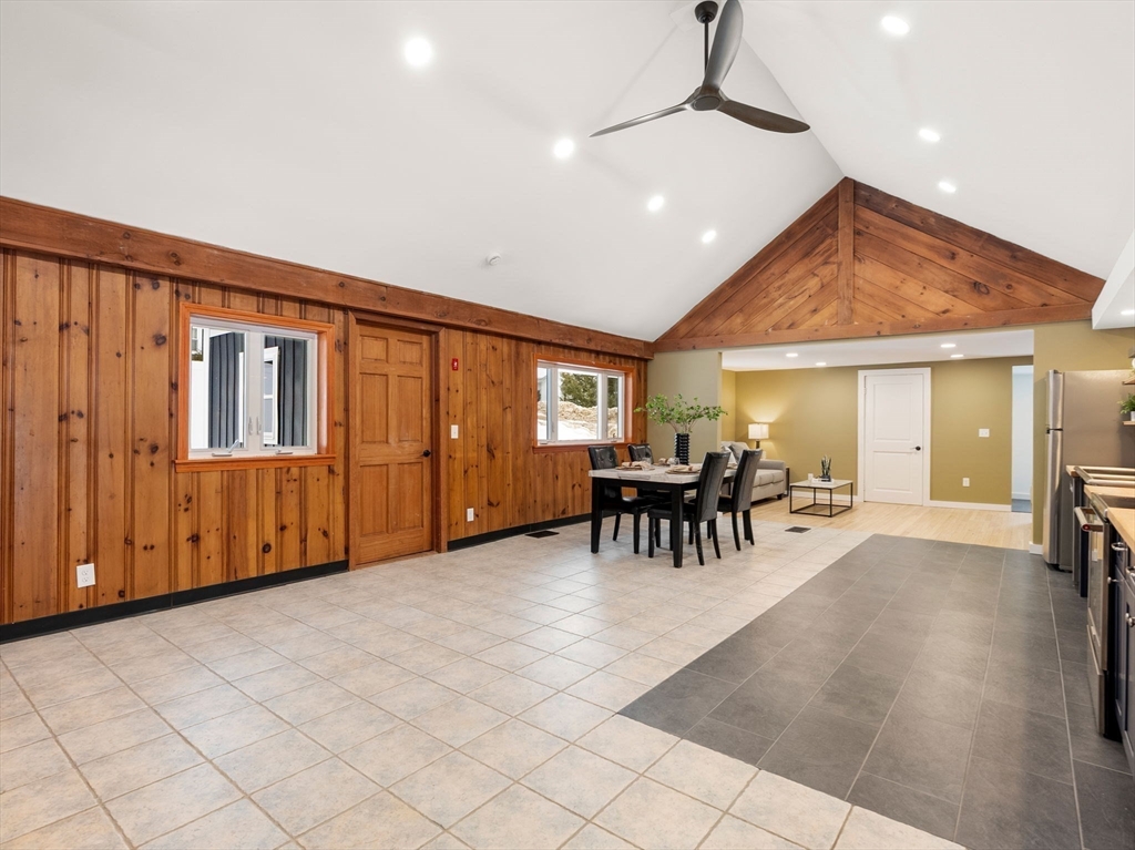 241 Mashapaug Road Holland, MA 01521 - Photo 9 of 42