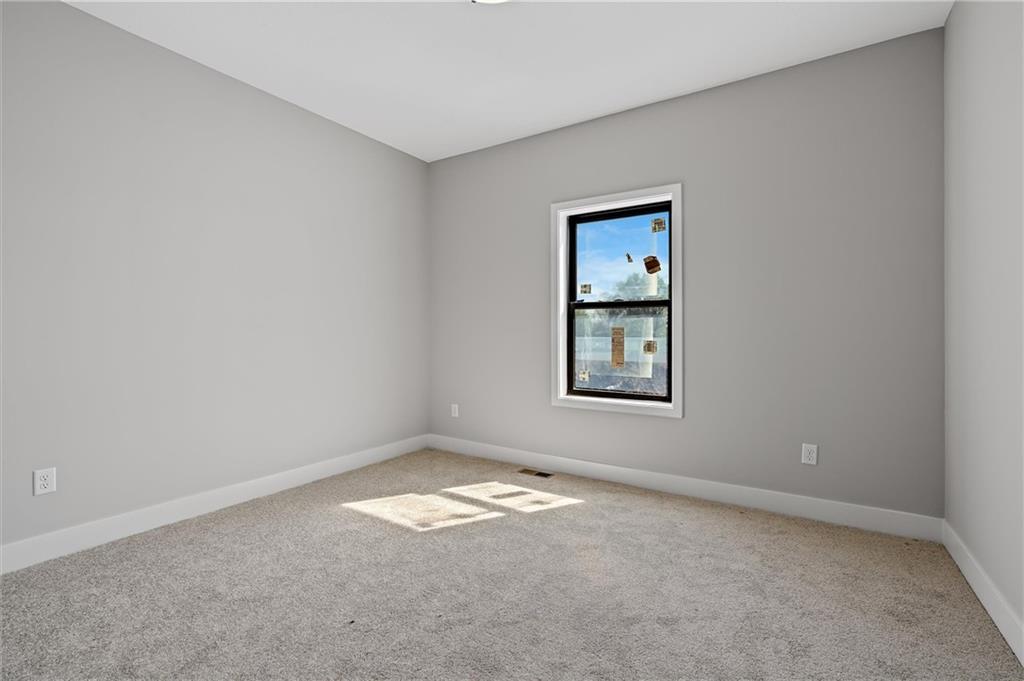 9901 Stockdale Road Liberty, MO 64068 - Photo 13 of 25