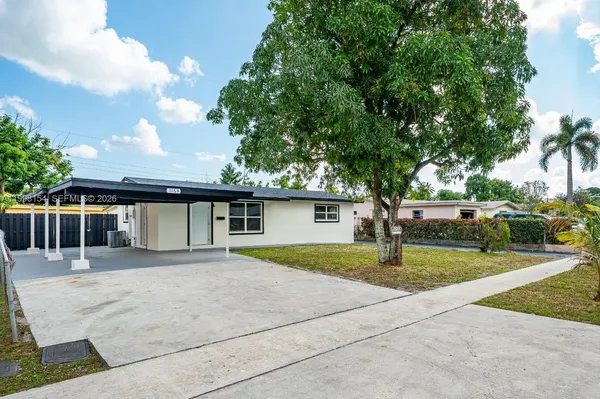 $425,000 | 1164 Northwest 45th Avenue, Lauderhill, FL 33313