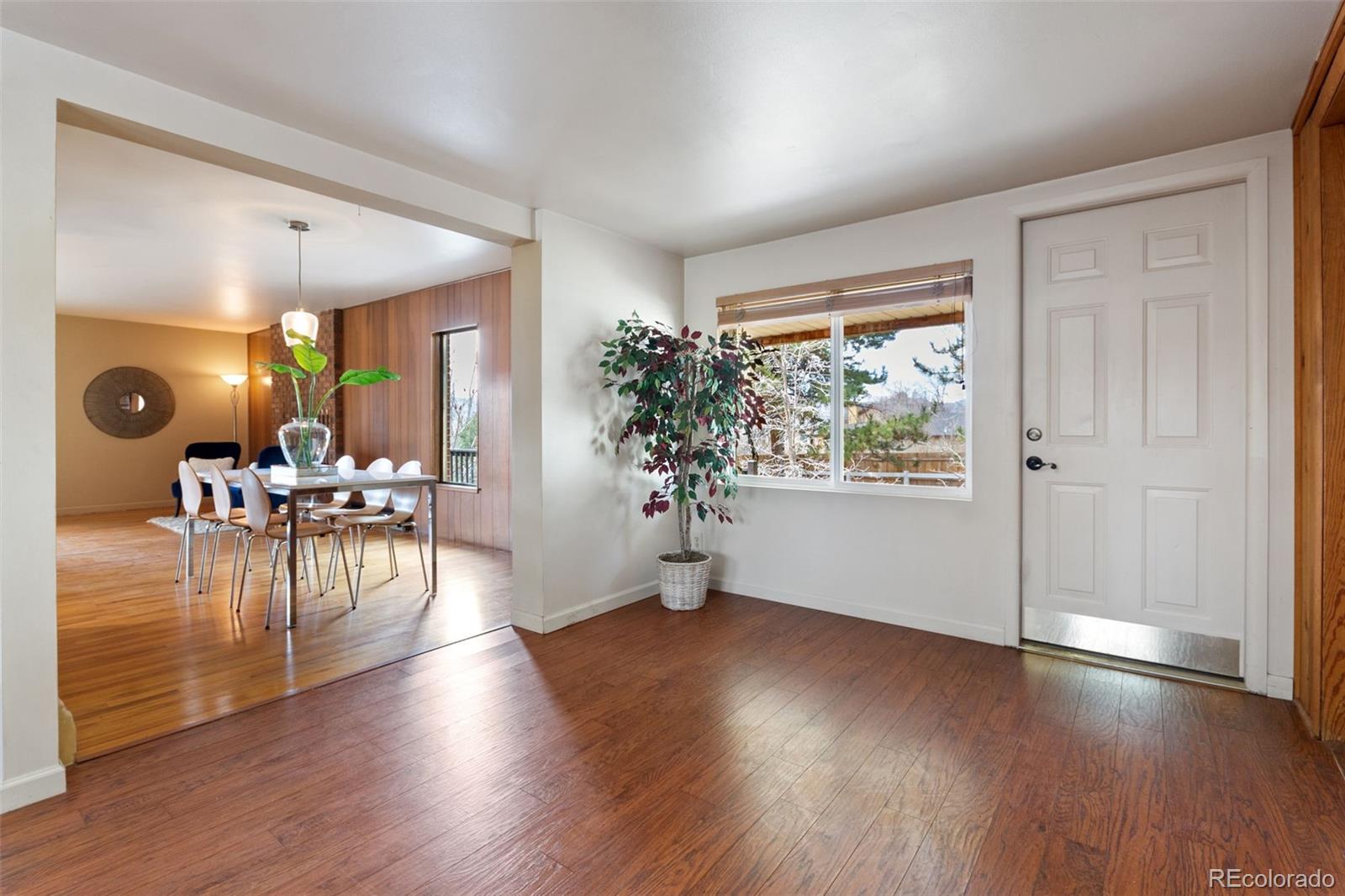 2072 West Ridge Road Littleton, CO 80120 - Photo 12 of 34 Gallery Image 12