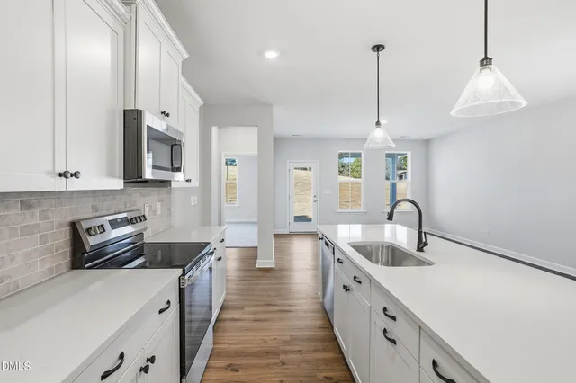 $449,000 | 408 White Oak Gdn Way, Unit 314, Garner, NC 27529