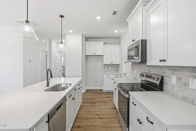 $449,000 | 408 White Oak Gdn Way, Unit 314, Garner, NC 27529