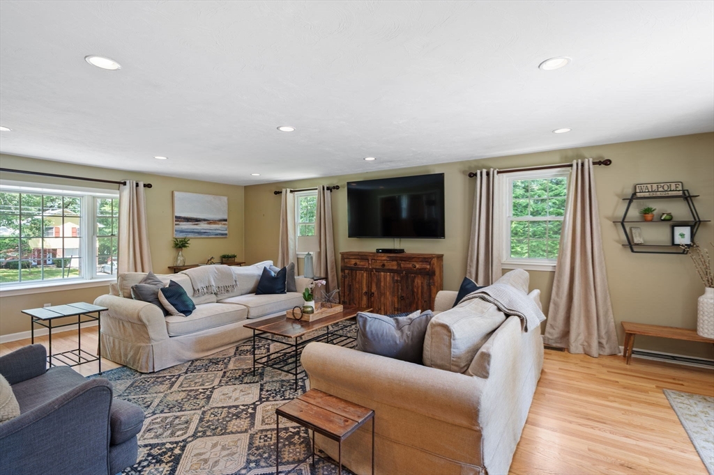 68 Old Post Road Walpole, MA 02032 - Photo 13 of 39