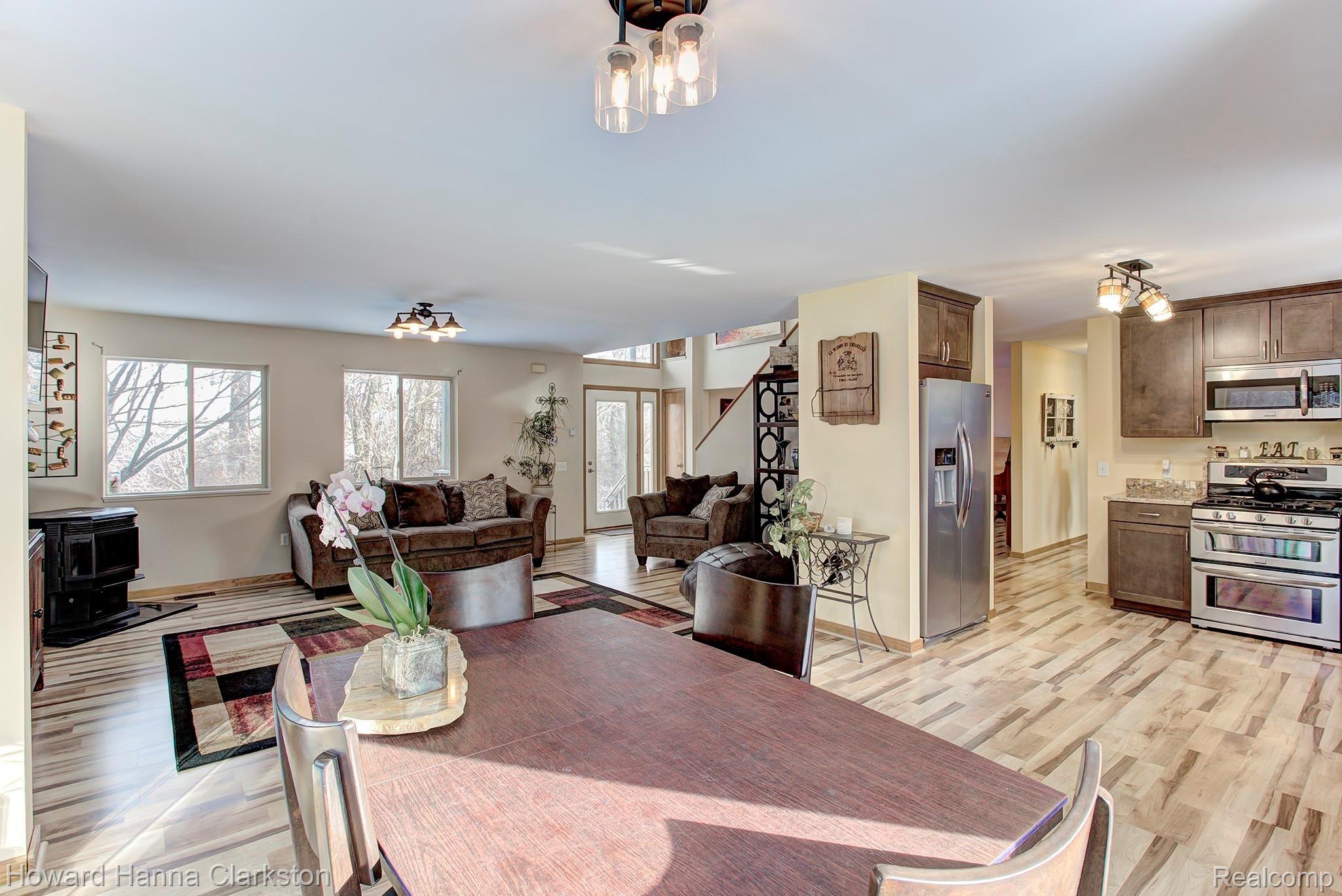 2145 Middle Road Highland, MI 48357 - Photo 22 of 36 24.jpg