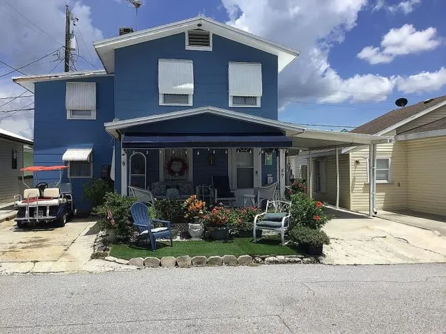 $298,000 | 7 Desoto Street East, Bradenton, FL 34208