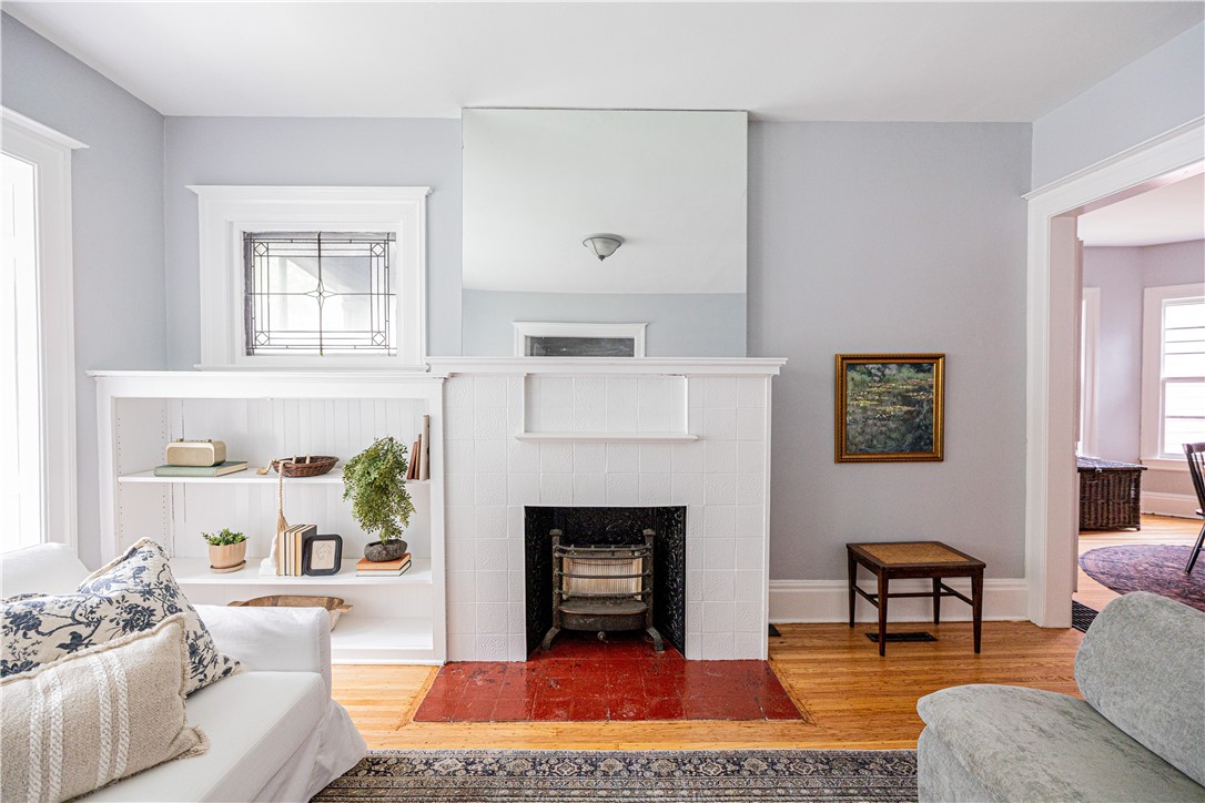 42 Thayer Street Rochester, NY 14607 - Photo 8 of 32