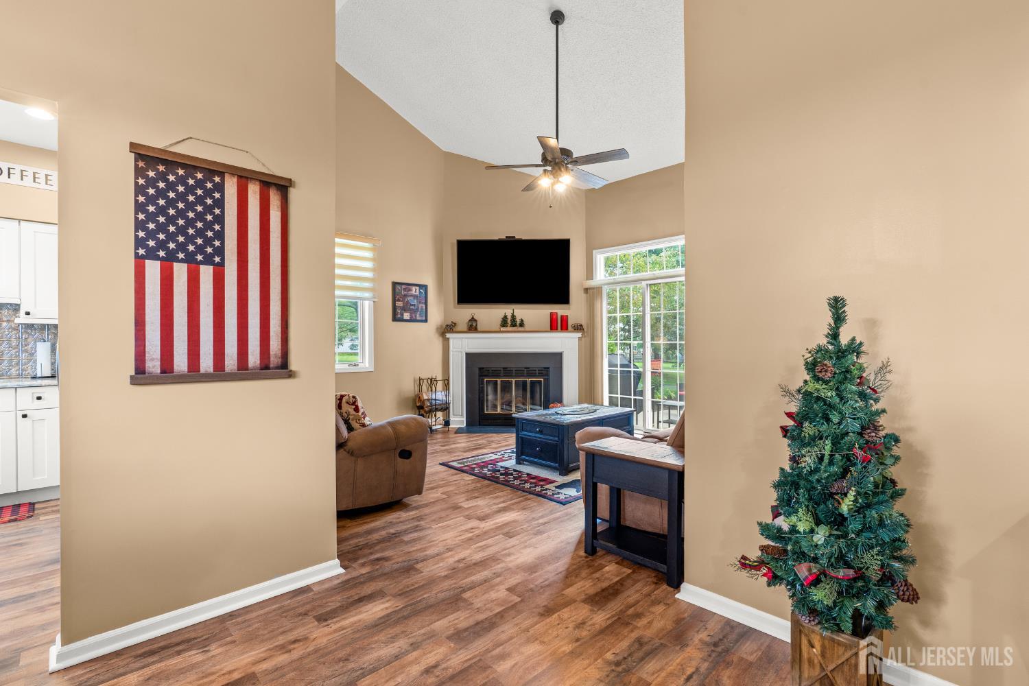 27 Winthrop Road Monroe Township, NJ 08831 - Photo 17 of 53 Gallery Image 17