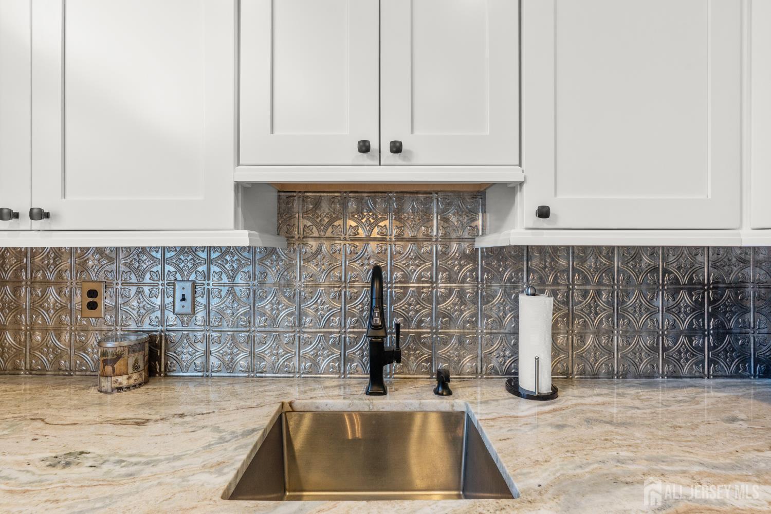 27 Winthrop Road Monroe Township, NJ 08831 - Photo 21 of 53 Gallery Image 21