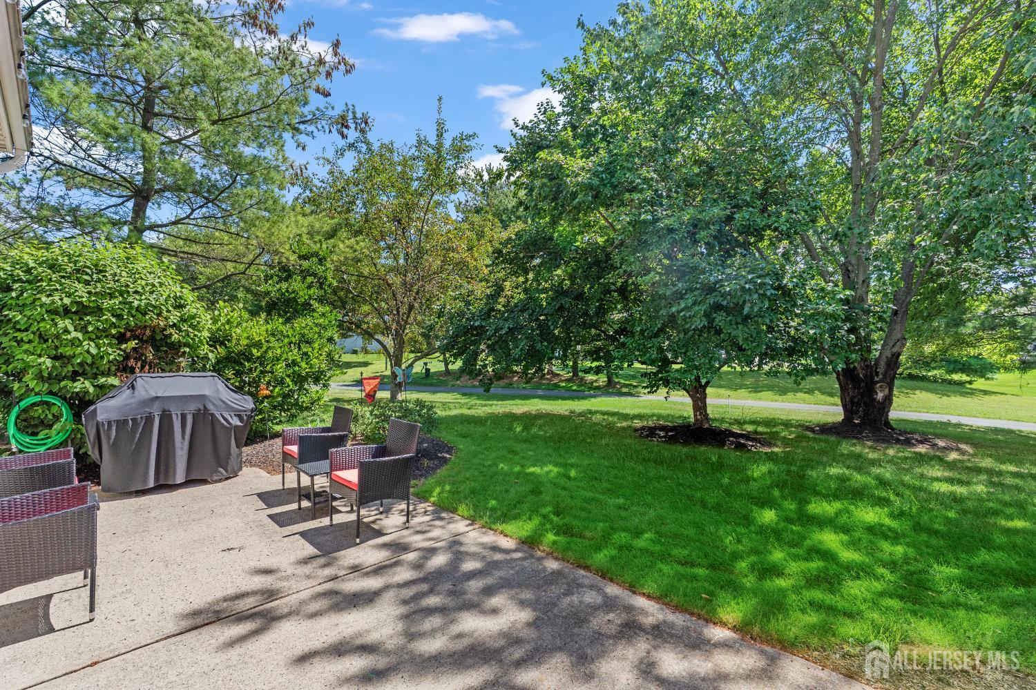 27 Winthrop Road Monroe Township, NJ 08831 - Photo 41 of 53 Gallery Image 41