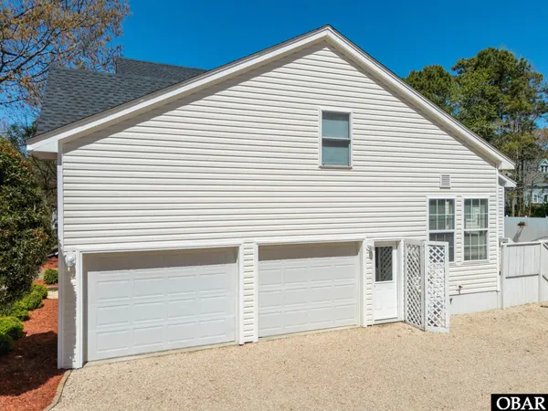 $699,000 | 1025 Martins Point Road, Kitty Hawk, NC 27949