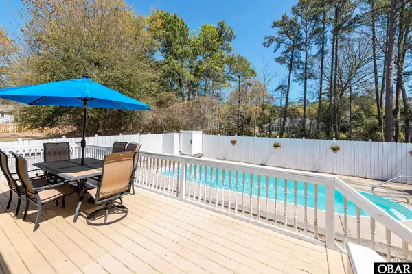 $699,000 | 1025 Martins Point Road, Kitty Hawk, NC 27949