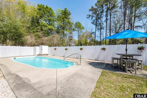 $699,000 | 1025 Martins Point Road, Kitty Hawk, NC 27949