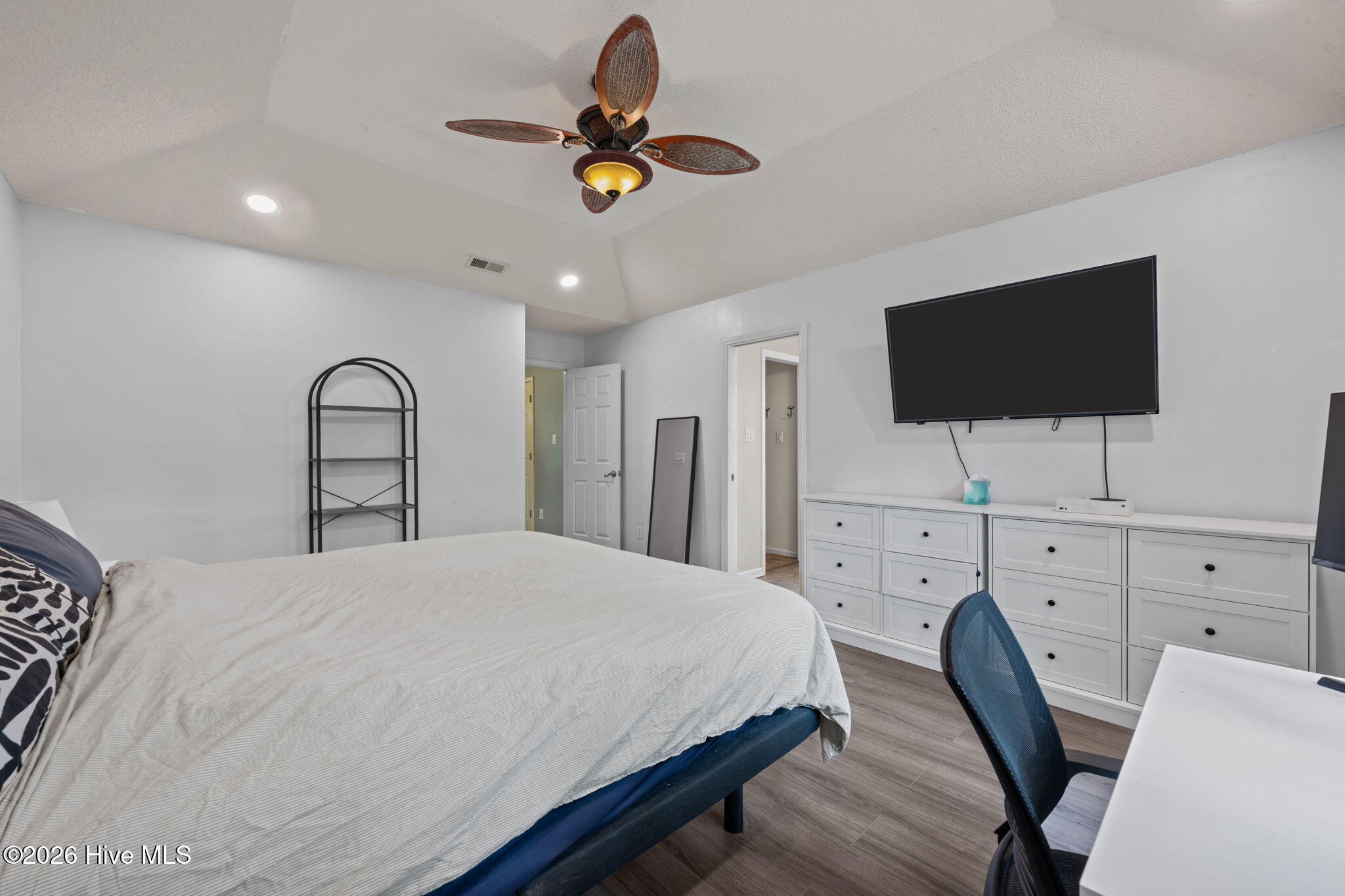 619 Fox Ridge Court Havelock, NC 28532 - Photo 30 of 42 master suite