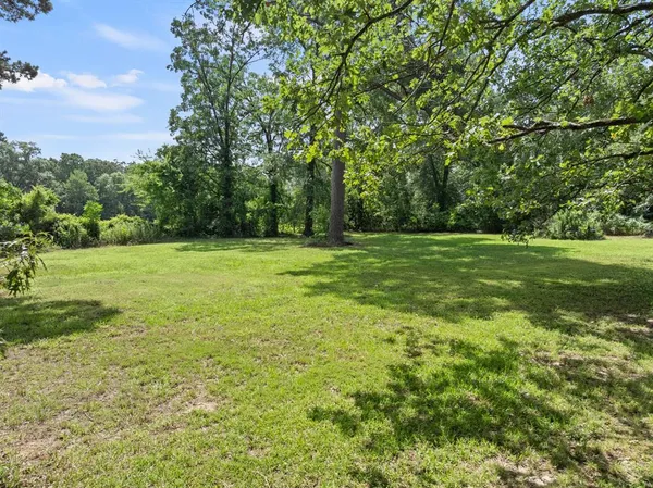 $299,900 | 191 Farm To Market 44, De Kalb, TX 75559