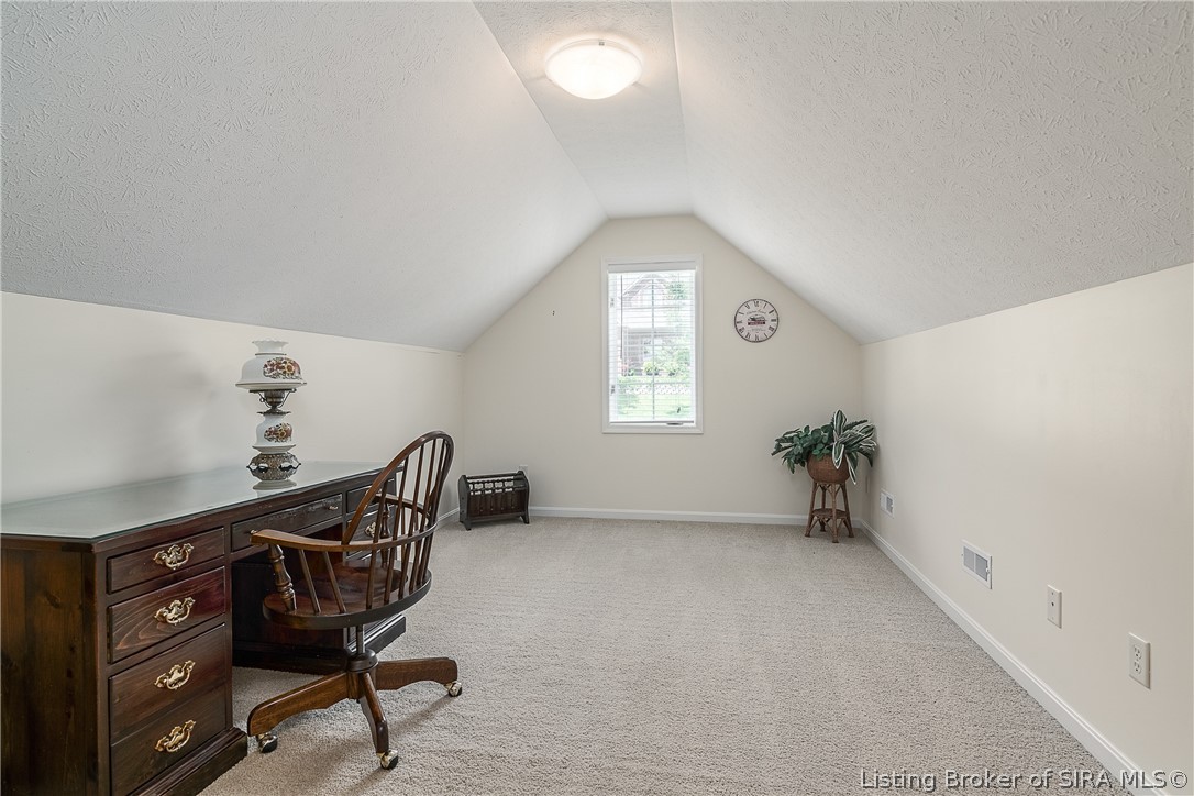 3559 Lafayette Parkway Floyds Knobs, IN 47119 - Photo 35 of 57