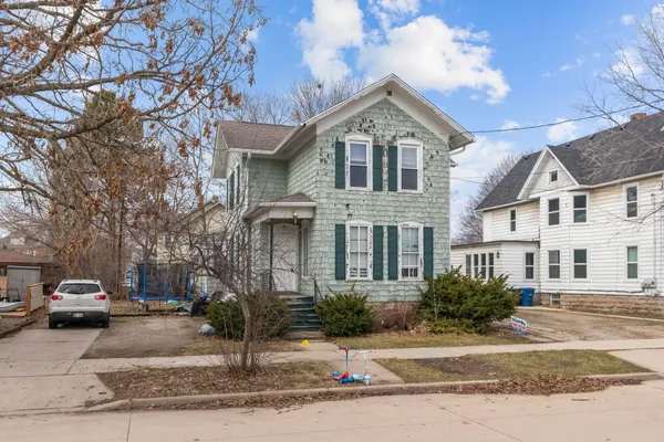 $184,900 | 709 Franklin Street, Oshkosh, WI 54901