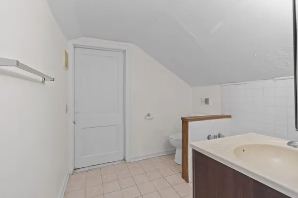 $184,900 | 709 Franklin Street, Oshkosh, WI 54901