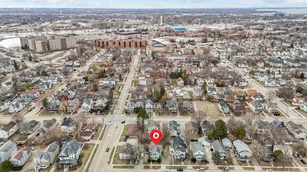 $184,900 | 709 Franklin Street, Oshkosh, WI 54901