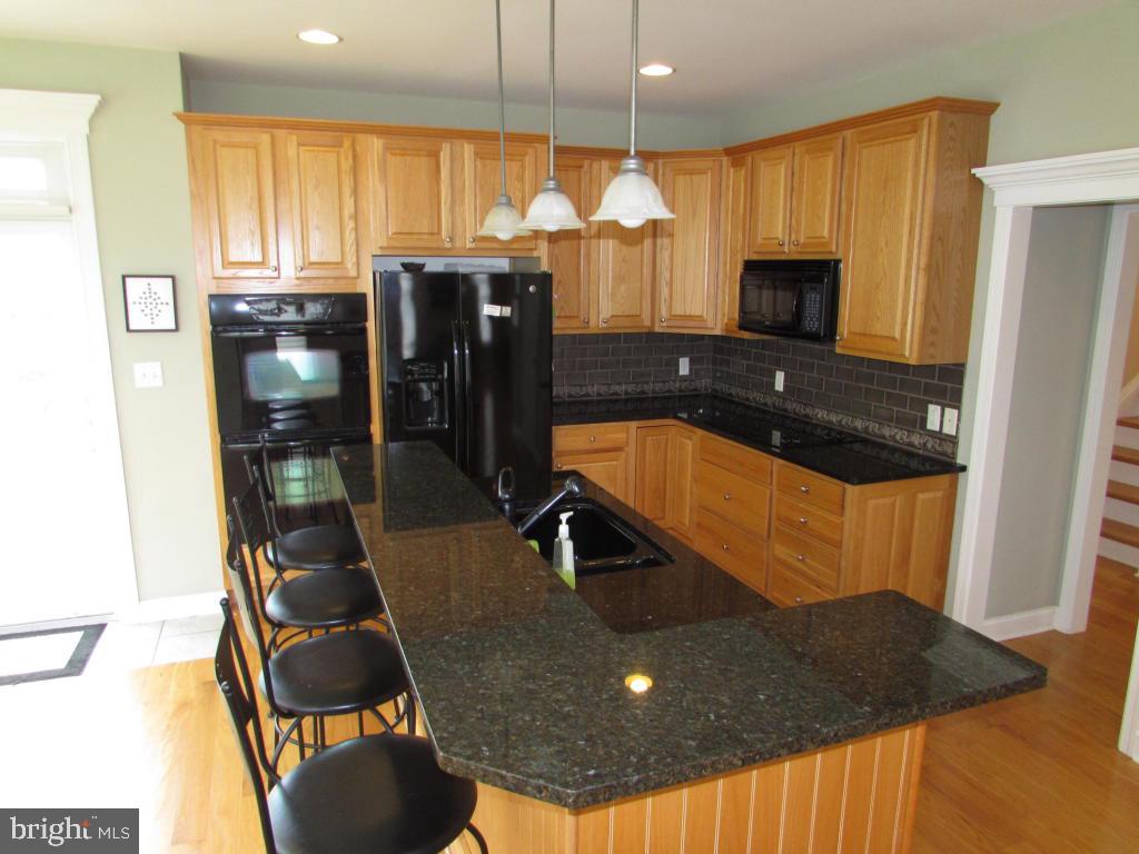 331 Squire Lane Lititz, PA 17543 - Photo 6 of 29