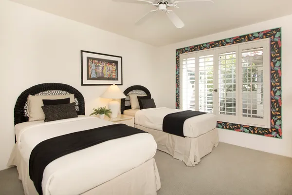 $590,000 | 794 Montana Vista Drive, Palm Desert, CA 92211