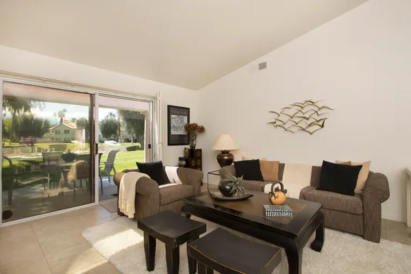 $590,000 | 794 Montana Vista Drive, Palm Desert, CA 92211