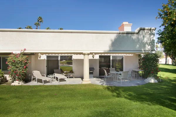 $590,000 | 794 Montana Vista Drive, Palm Desert, CA 92211