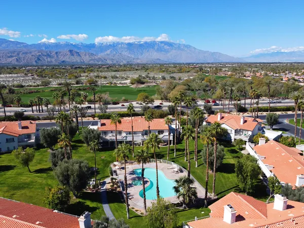 $590,000 | 794 Montana Vista Drive, Palm Desert, CA 92211