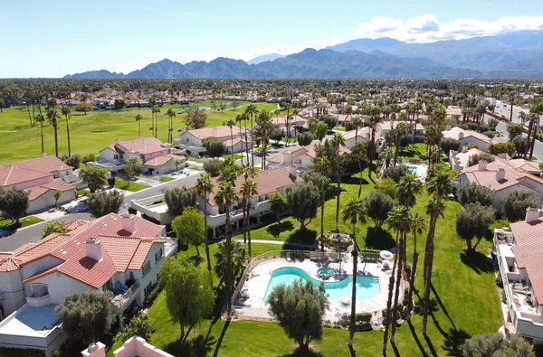 $590,000 | 794 Montana Vista Drive, Palm Desert, CA 92211