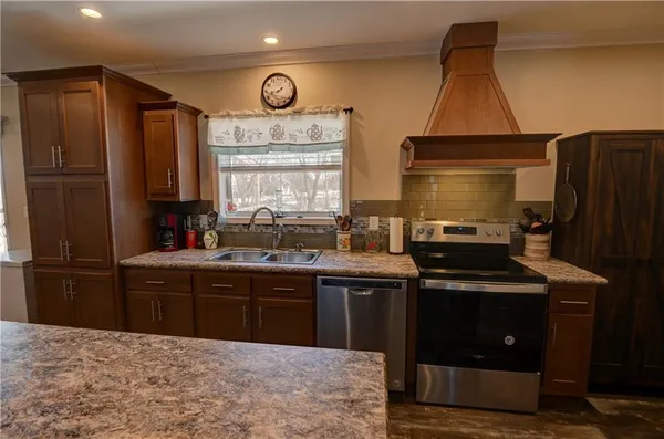 $260,000 | 22078 71st Highway, Maryville, MO 64468