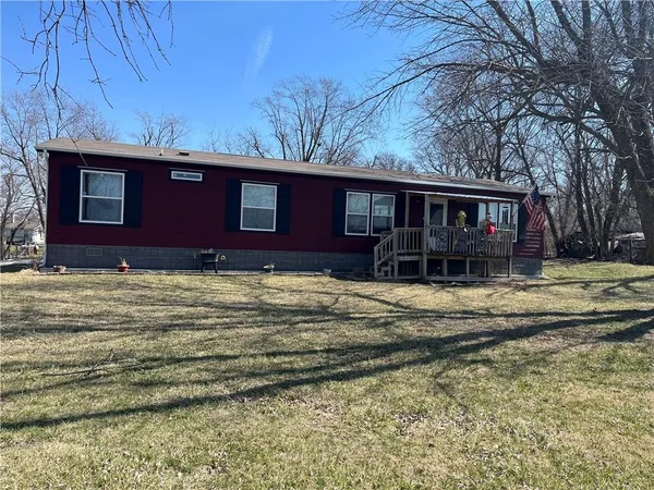 $260,000 | 22078 71st Highway, Maryville, MO 64468