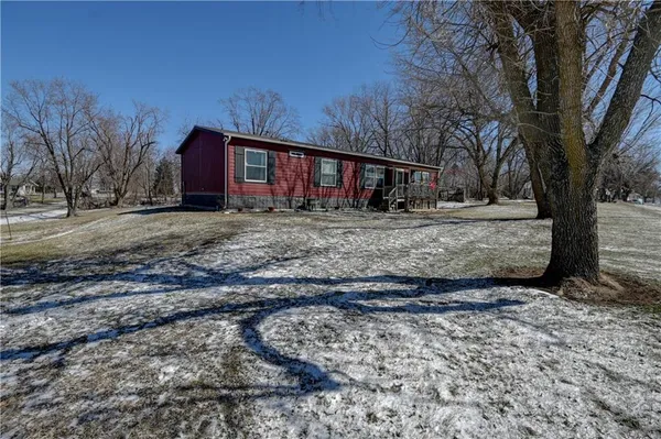 $260,000 | 22078 71st Highway, Maryville, MO 64468