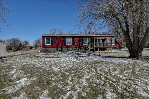 $260,000 | 22078 71st Highway, Maryville, MO 64468