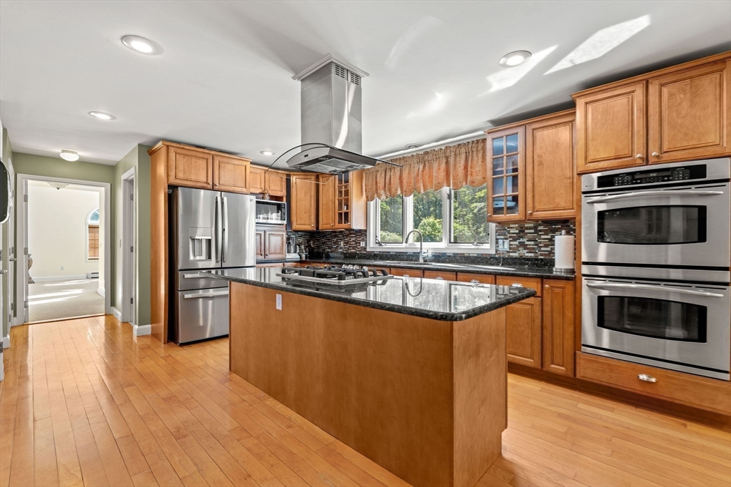 9 Abby Road Westford, MA 01886 - Photo 20 of 41