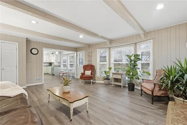 $449,500 | 7917 Westgate Drive, Lenexa, KS 66215