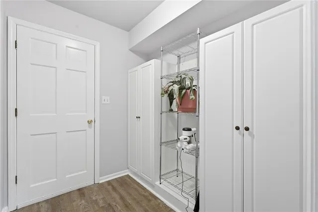 $449,500 | 7917 Westgate Drive, Lenexa, KS 66215