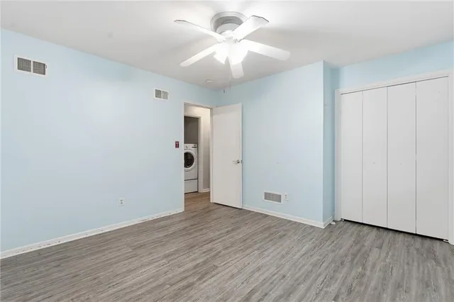 $449,500 | 7917 Westgate Drive, Lenexa, KS 66215