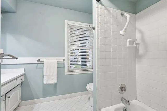 $449,500 | 7917 Westgate Drive, Lenexa, KS 66215