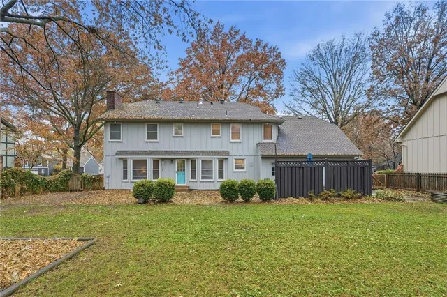 $449,500 | 7917 Westgate Drive, Lenexa, KS 66215