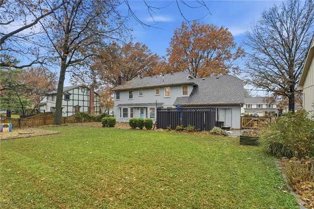 $449,500 | 7917 Westgate Drive, Lenexa, KS 66215